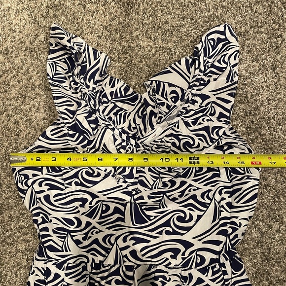 NWT Vineyard Vines Rough Seas Ruffle Dress.  Size Small - Picture 7 of 7